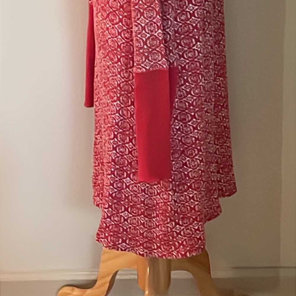 EUC~Woman’s XL Lucky Brand Red/White Button Detailed Long Sleeved Nightshirt - Picture 6 of 7